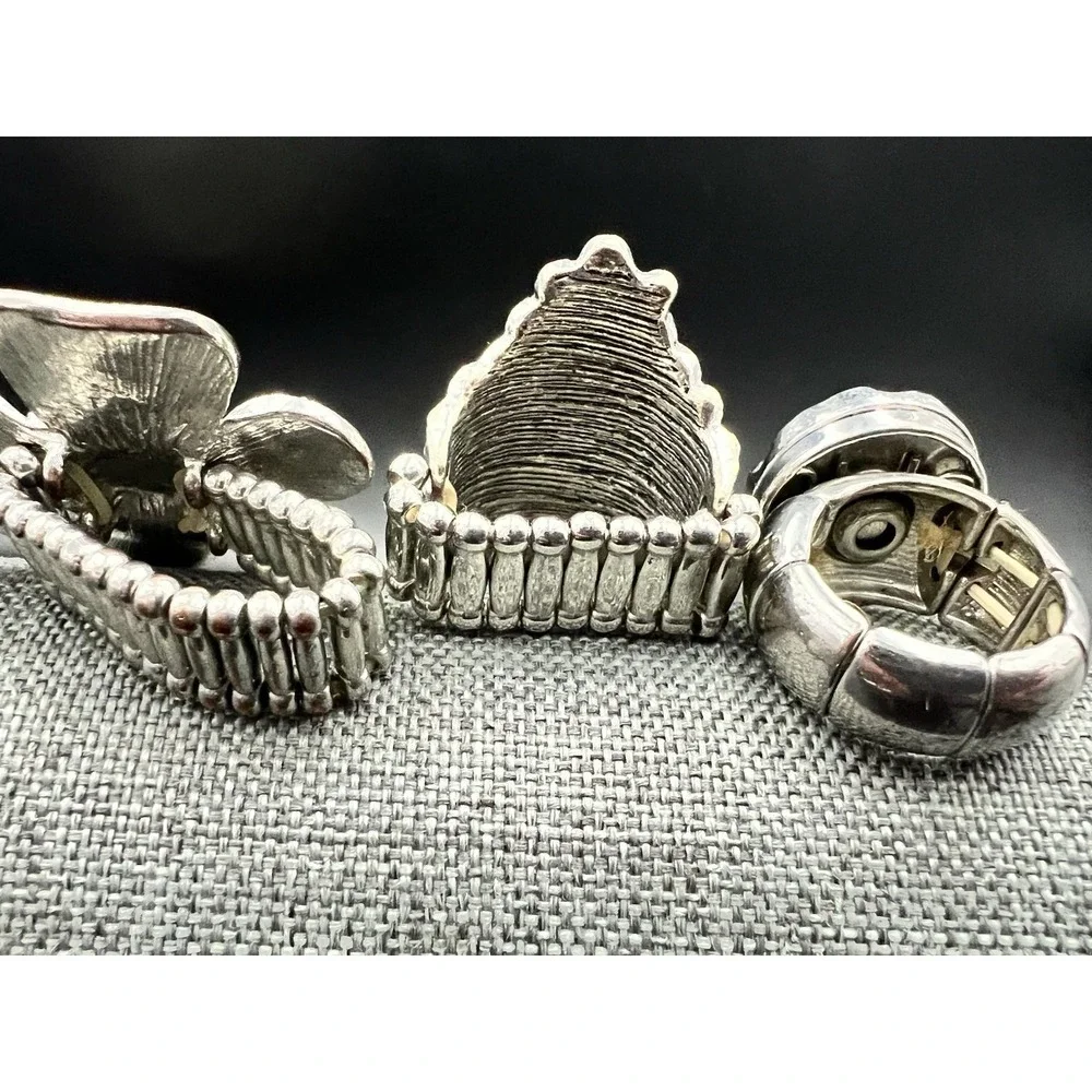 Silver Tone Stretch Ring Lot 5pc Floral Rhinestone Pearl Size 6-9 Goth